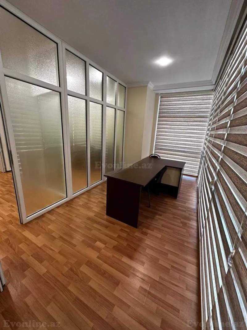 Kirayə verilir Ofis 330 m² Nəsimi r. - şəkil 6