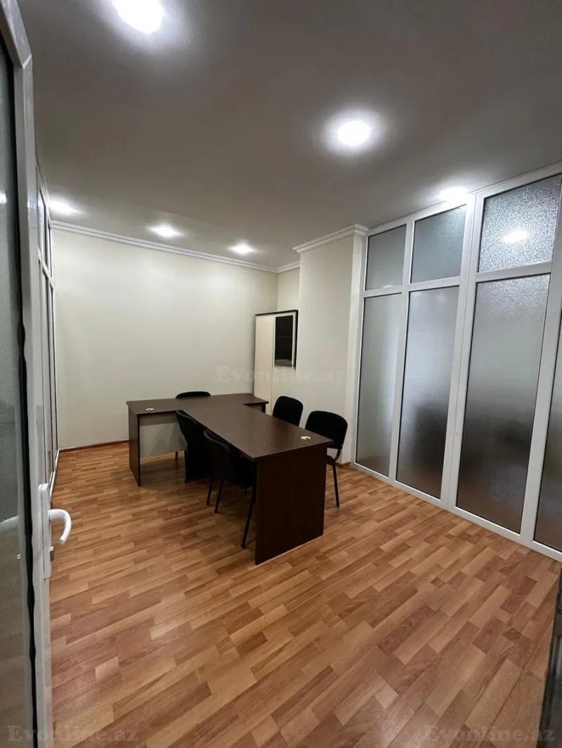 Kirayə verilir Ofis 330 m² Nəsimi r. - şəkil 7