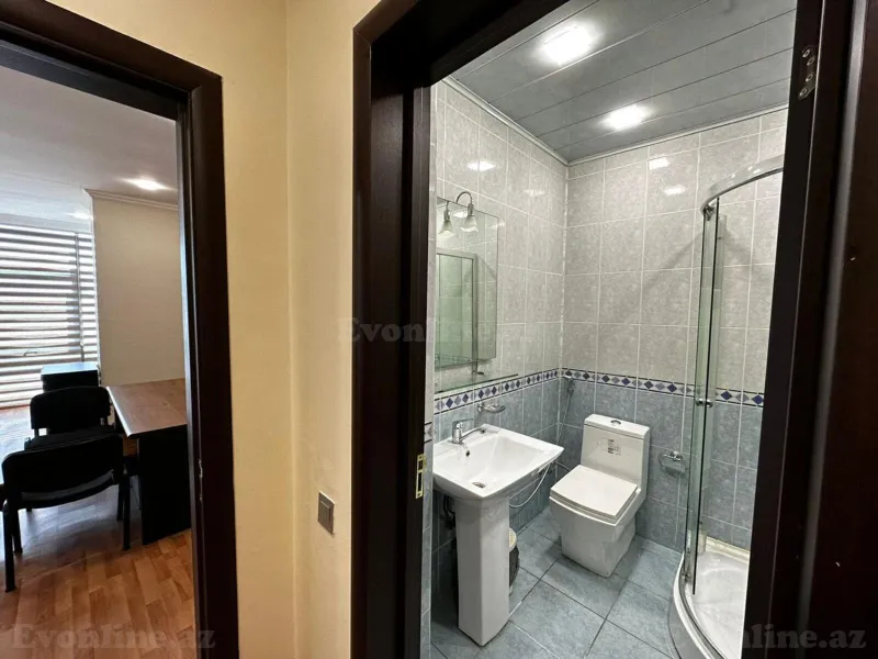 Kirayə verilir Ofis 330 m² Nəsimi r. - şəkil 12