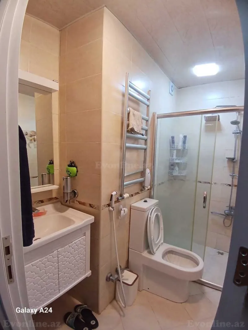 Kirayə verilir 2 otaqlı Mənzil Yeni tikili 65 m² İnşaatçılar m. - şəkil 16