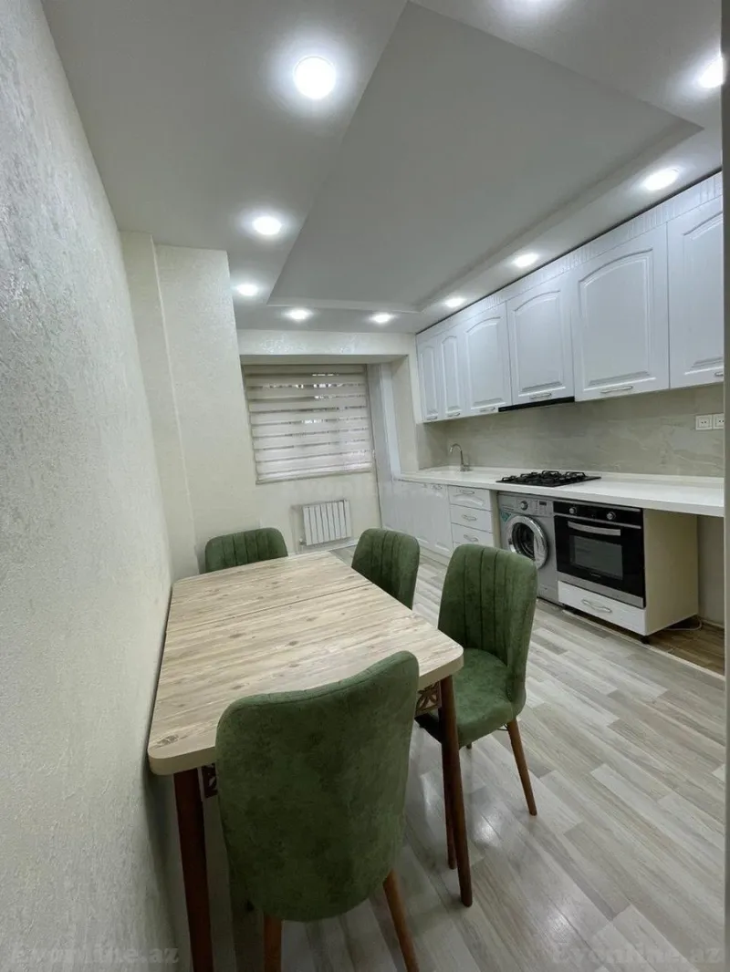 2 otaqlı Mənzil 65 m² 8 Noyabr m. Kirayə verilir