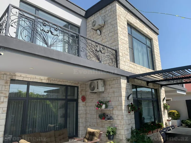 6 otaqlı Həyət evi 224 m² Badamdar Satılır