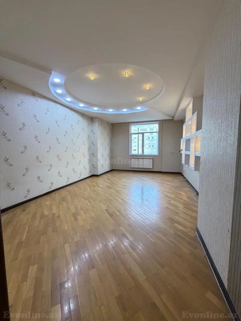 3 otaqlı Mənzil 118 m² Həzi Aslanov m. Satılır