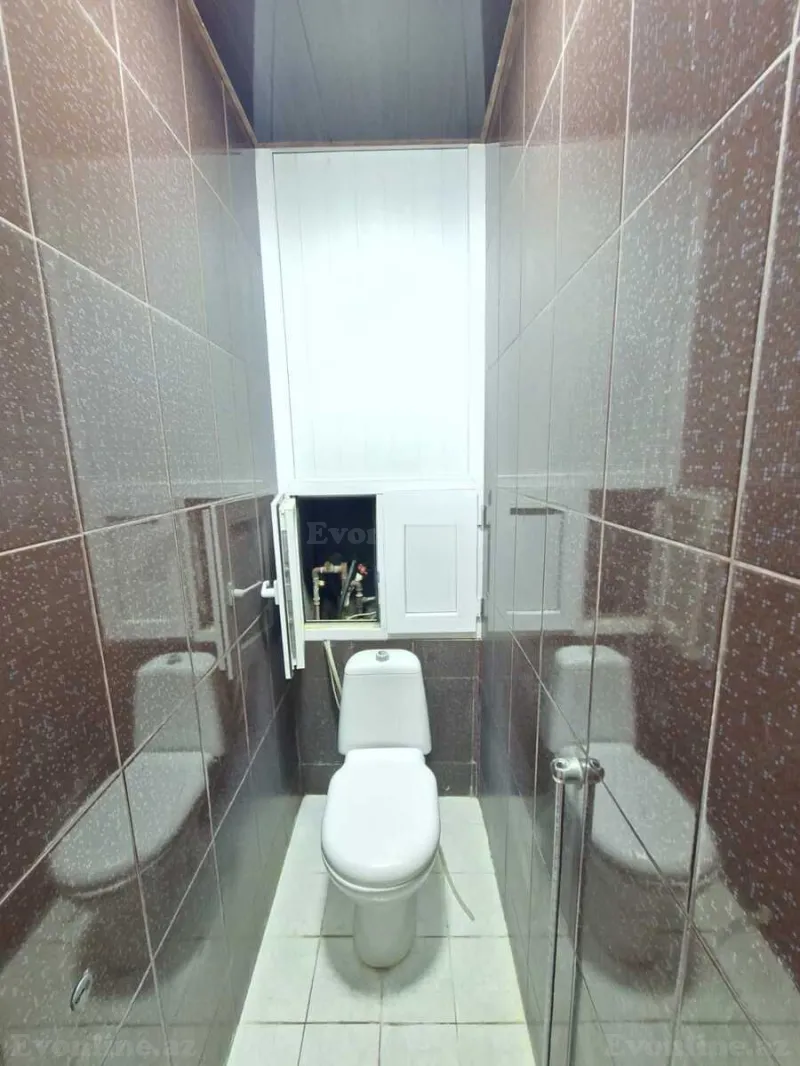 Satılır 5 otaqlı Mənzil Köhnə tikili 130 m² İnşaatçılar m. - şəkil 5