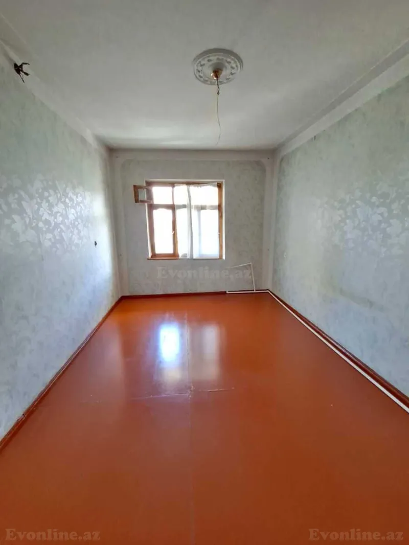 Satılır 5 otaqlı Mənzil Köhnə tikili 130 m² İnşaatçılar m. - şəkil 6