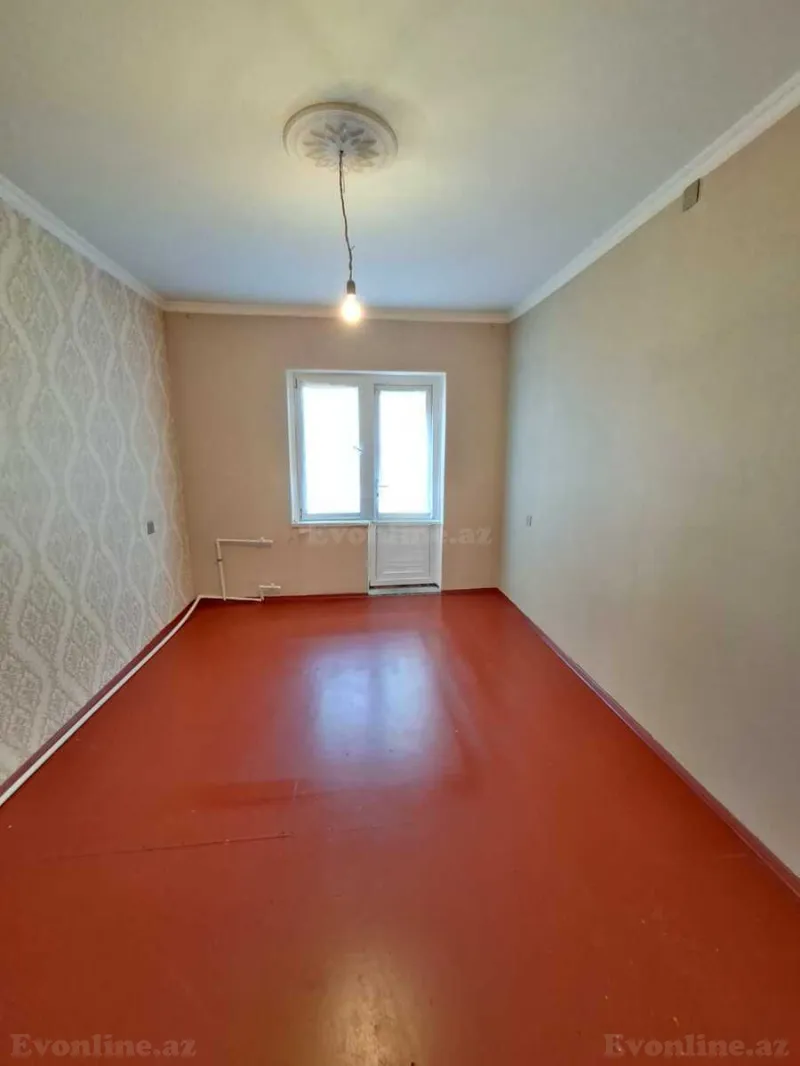 Satılır 5 otaqlı Mənzil Köhnə tikili 130 m² İnşaatçılar m. - şəkil 13