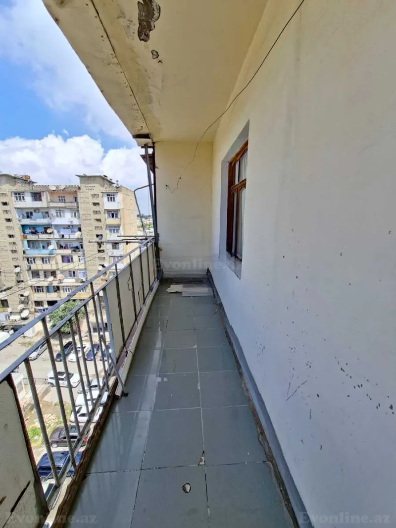 Satılır 5 otaqlı Mənzil Köhnə tikili 130 m² İnşaatçılar m. - şəkil 15