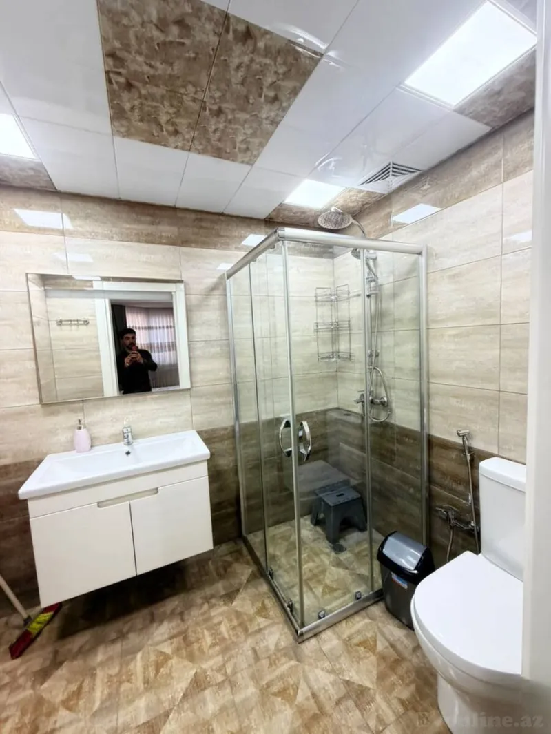 Kirayə verilir 3 otaqlı Mənzil Yeni tikili 140 m² Nəsimi r. - şəkil 8