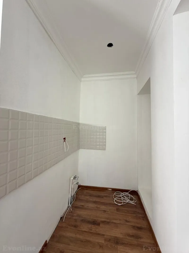 Satılır 2 otaqlı Mənzil Köhnə tikili 22 m² Sahil m. - şəkil 6