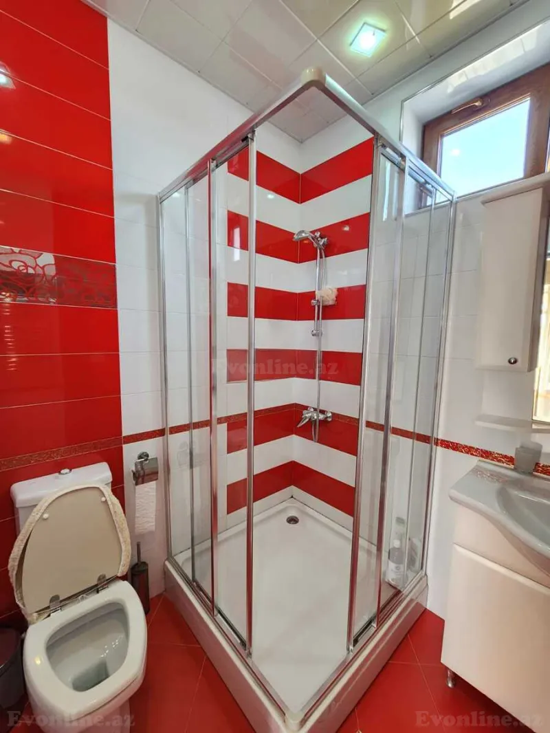 Kirayə verilir 5 otaqlı Həyət evi 250 m² Xəzər r. - şəkil 17