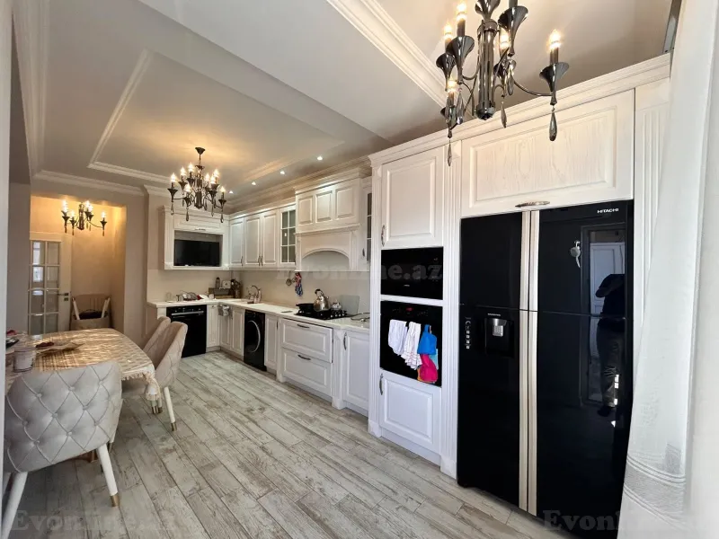 Satılır 4 otaqlı Mənzil Yeni tikili 170 m² Badamdar - şəkil 7
