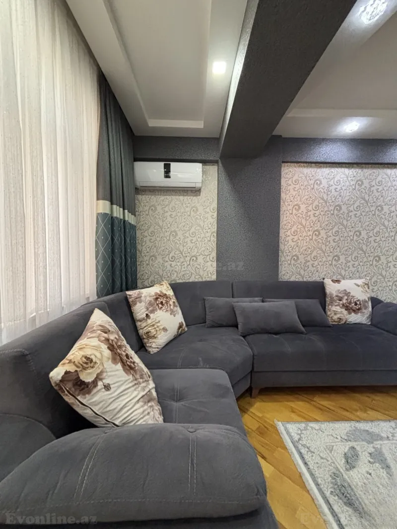 2 otaqlı Mənzil 75 m² Qara Qarayev m. Kirayə verilir