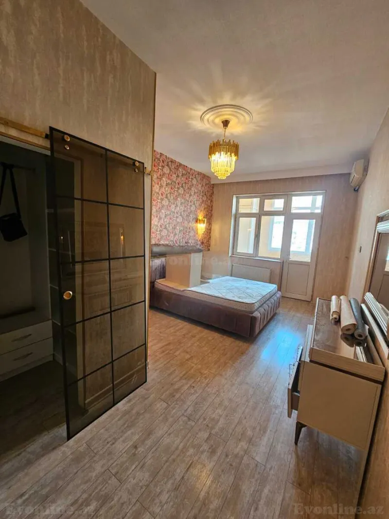 Satılır 3 otaqlı Mənzil Yeni tikili 130 m² Nizami m. - şəkil 3
