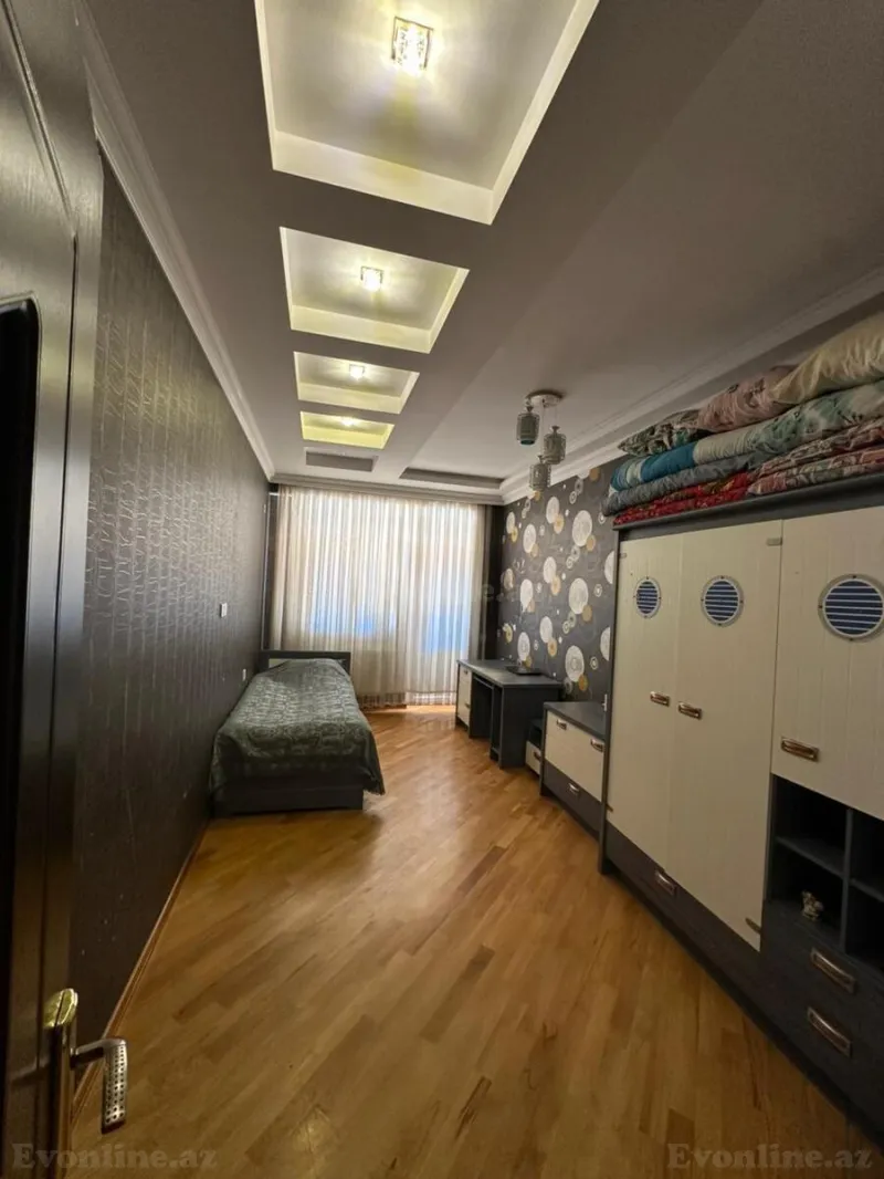 Kirayə verilir 3 otaqlı Mənzil Yeni tikili 135 m² İnşaatçılar m. - şəkil 8
