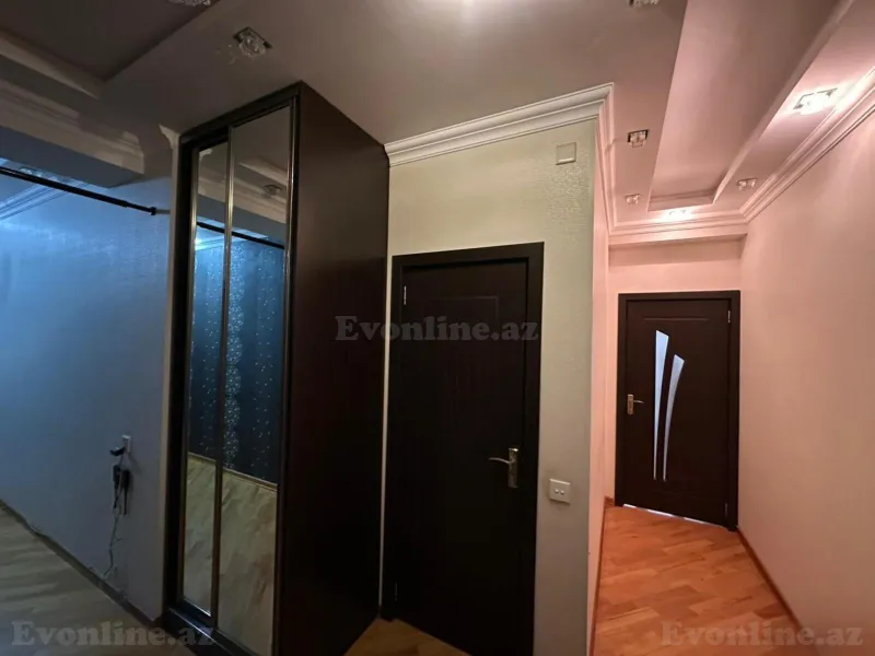 Kirayə verilir 3 otaqlı Mənzil Yeni tikili 135 m² İnşaatçılar m. - şəkil 9