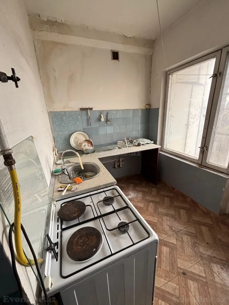 Satılır 4 otaqlı Mənzil Köhnə tikili 115 m² Azadlıq prospekti m. - şəkil 10