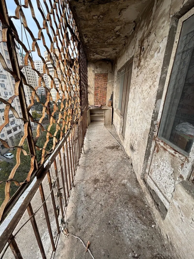 Satılır 4 otaqlı Mənzil Köhnə tikili 115 m² Azadlıq prospekti m. - şəkil 16