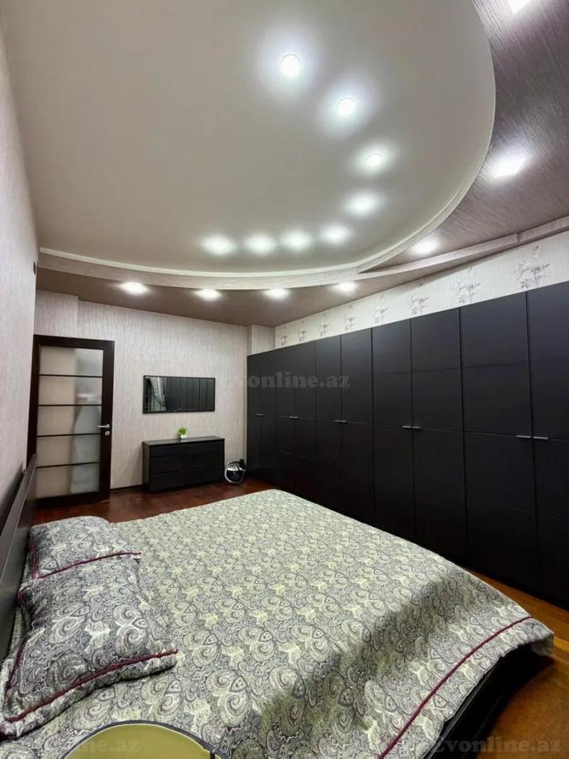 Kirayə verilir 2 otaqlı Mənzil Yeni tikili 115 m² Nizami m. - şəkil 3