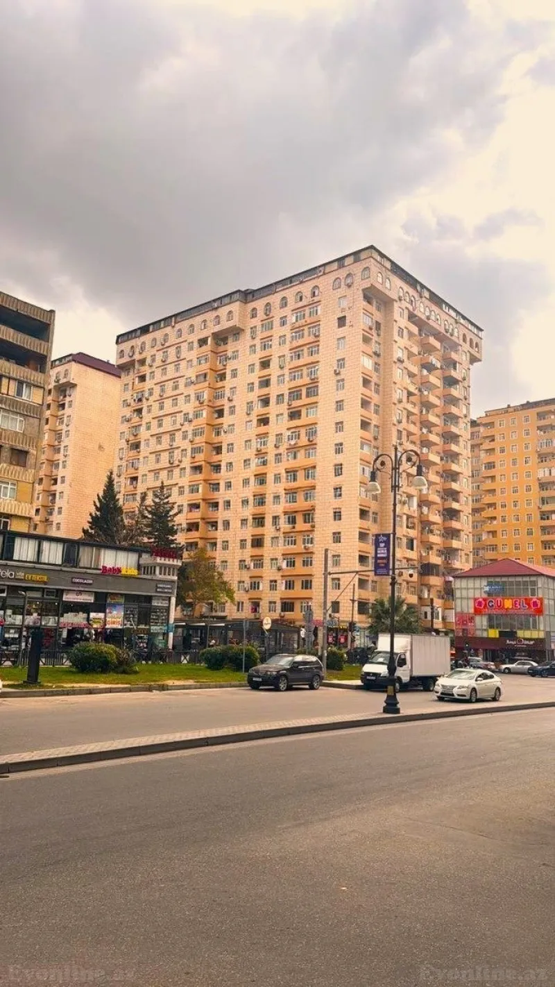 3 otaqlı Mənzil 90 m² Həzi Aslanov m. Satılır