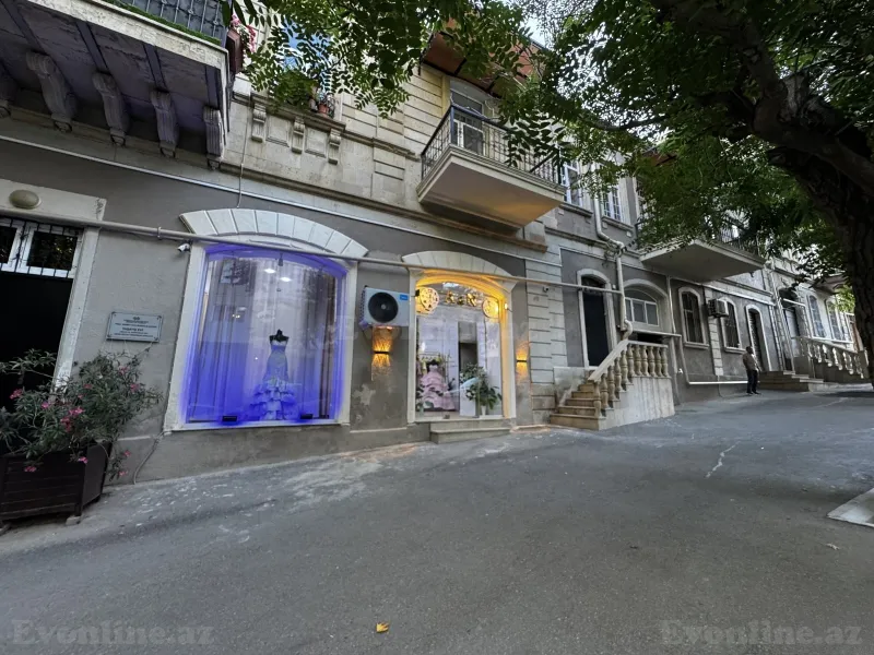 Obyekt 60 m² Səbail r. Satılır