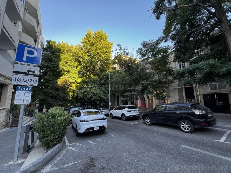 Satılır Obyekt 60 m² Səbail r. - şəkil 3