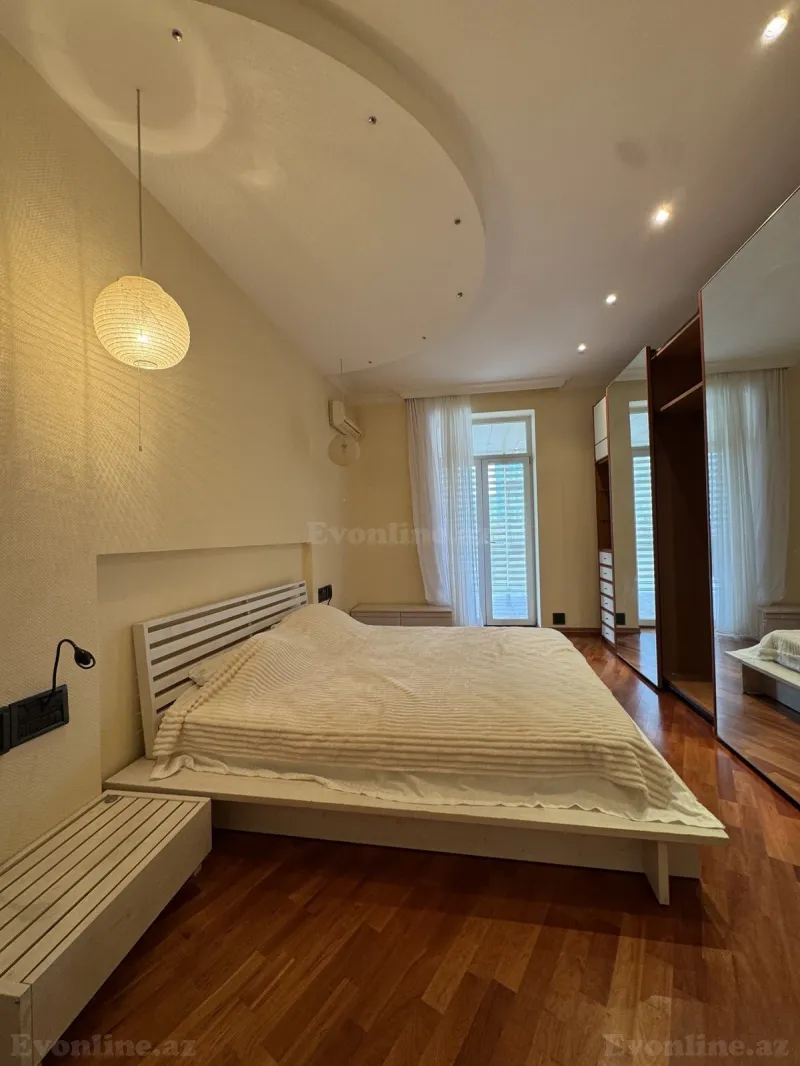 Kirayə verilir 4 otaqlı Mənzil Yeni tikili 160 m² Sahil m. - şəkil 6