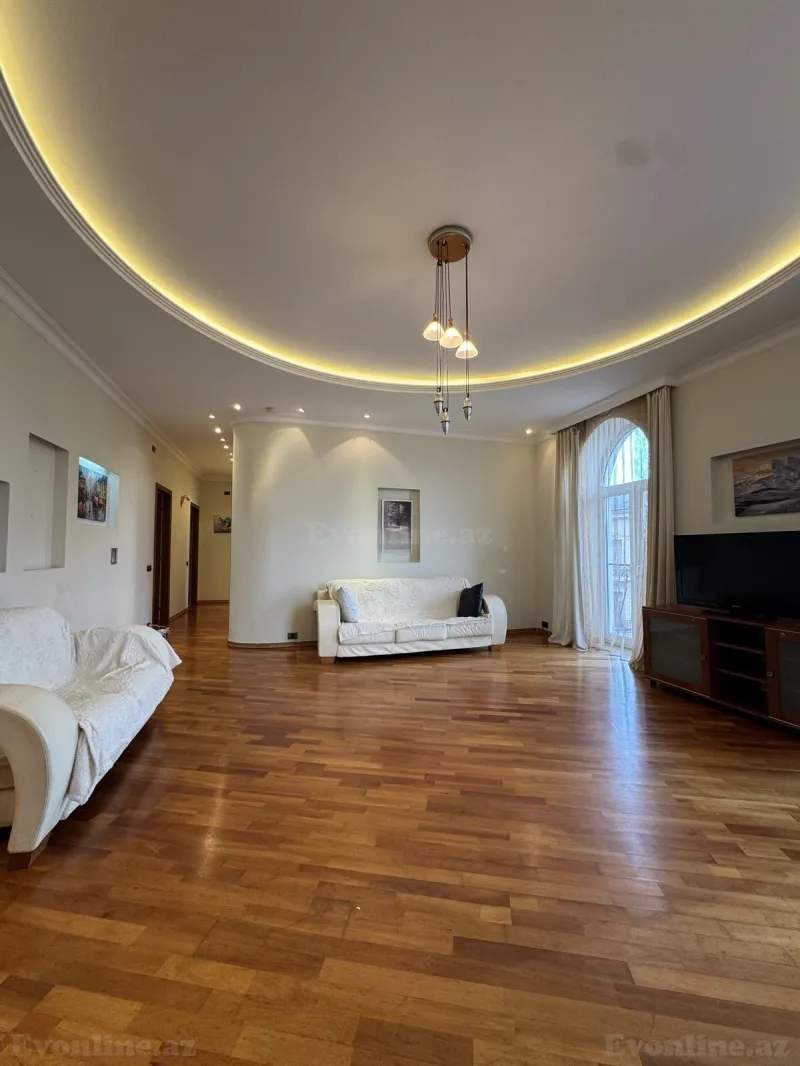 Kirayə verilir 4 otaqlı Mənzil Yeni tikili 160 m² Sahil m. - şəkil 20
