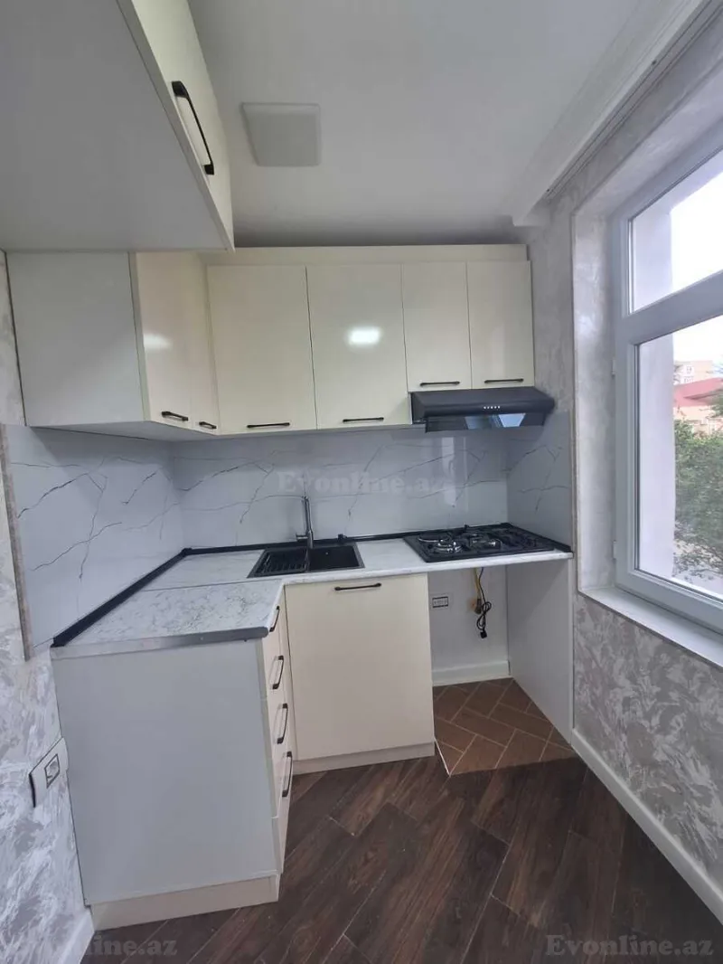 Satılır 3 otaqlı Mənzil Köhnə tikili 74 m² Sumqayıt - şəkil 5