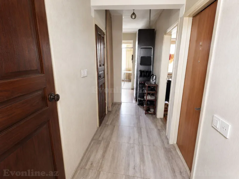 Satılır 2 otaqlı Mənzil Köhnə tikili 75 m² Suraxanı r. - şəkil 2