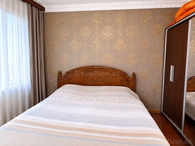Satılır 2 otaqlı Mənzil Köhnə tikili 75 m² Suraxanı r. - şəkil 4