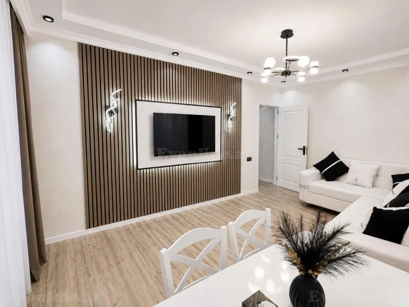 2 otaqlı Mənzil 45 m² Neftçilər m. Satılır