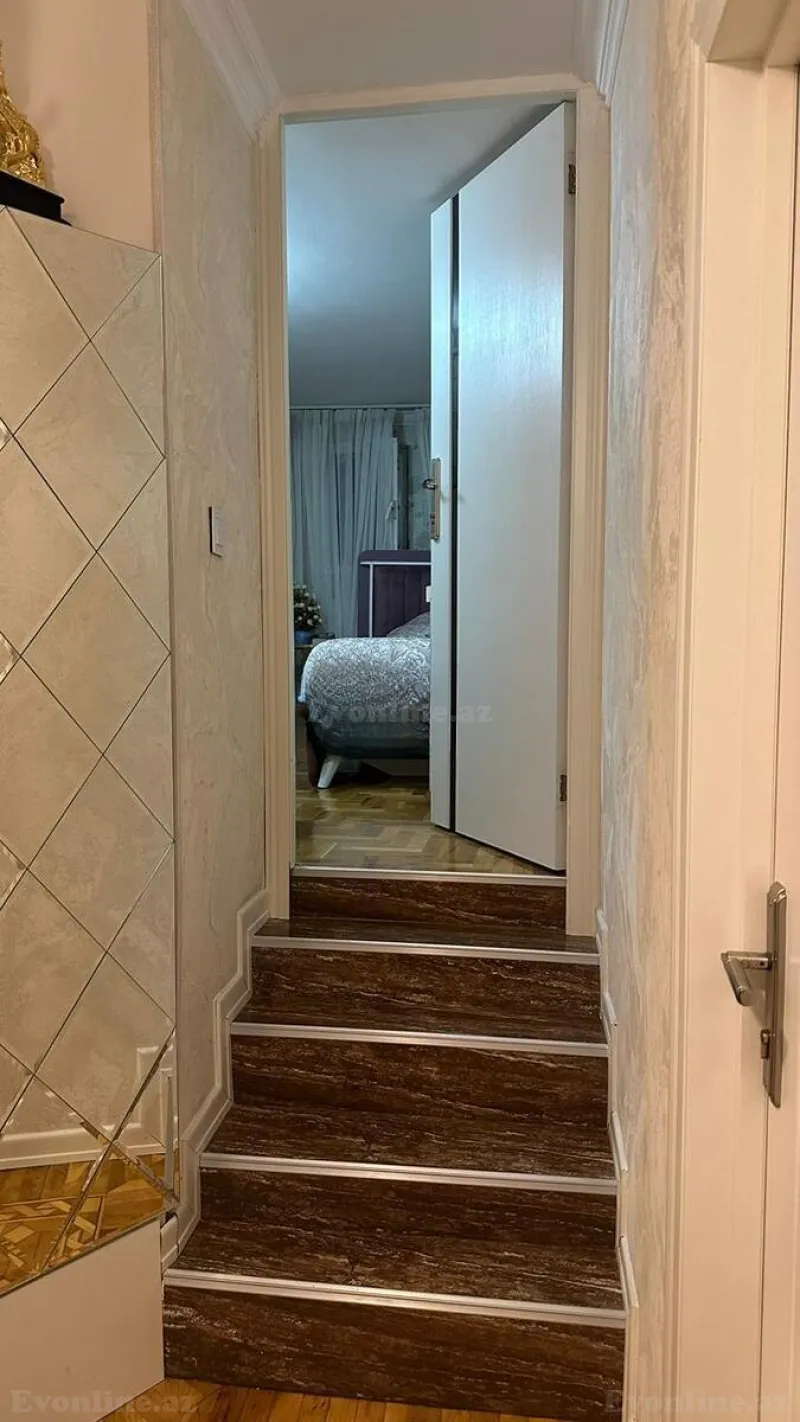 Satılır 3 otaqlı Mənzil Köhnə tikili 70 m² Nərimanov r. - şəkil 6