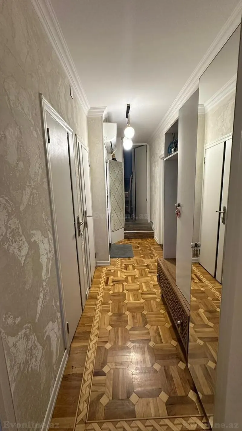 Satılır 3 otaqlı Mənzil Köhnə tikili 70 m² Nərimanov r. - şəkil 9
