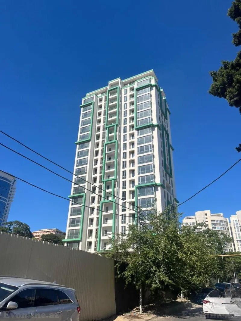 Satılır 4 otaqlı Mənzil Yeni tikili 168.3 m² Nizami m.