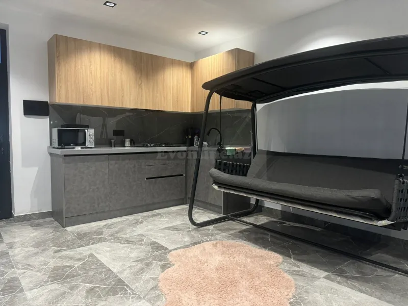 Kirayə verilir 4 otaqlı Həyət evi 200 m² Şüvəlan - şəkil 17