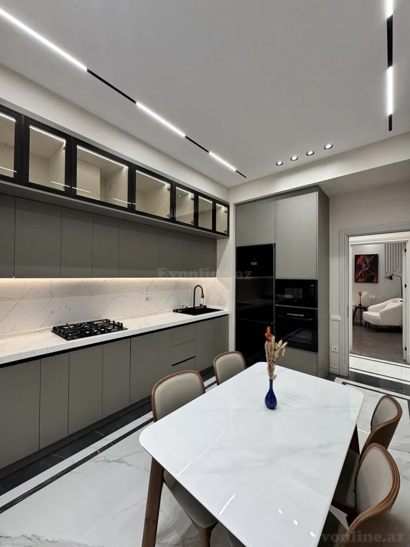 Satılır 3 otaqlı Mənzil Yeni tikili 135 m² Nizami m. - şəkil 4