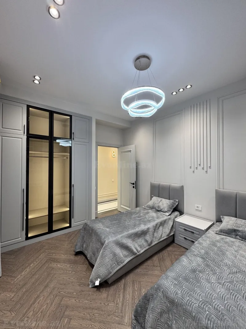 Satılır 3 otaqlı Mənzil Yeni tikili 135 m² Nizami m. - şəkil 15