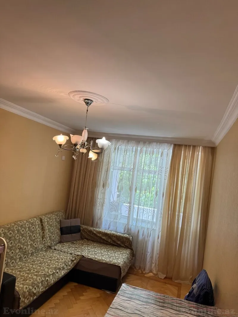 Satılır 4 otaqlı Mənzil Köhnə tikili 85 m² Yasamal - şəkil 3