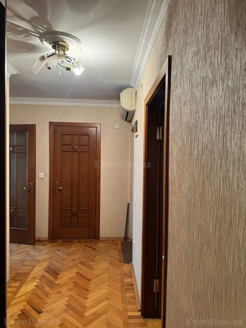 Satılır 4 otaqlı Mənzil Köhnə tikili 85 m² Yasamal - şəkil 9