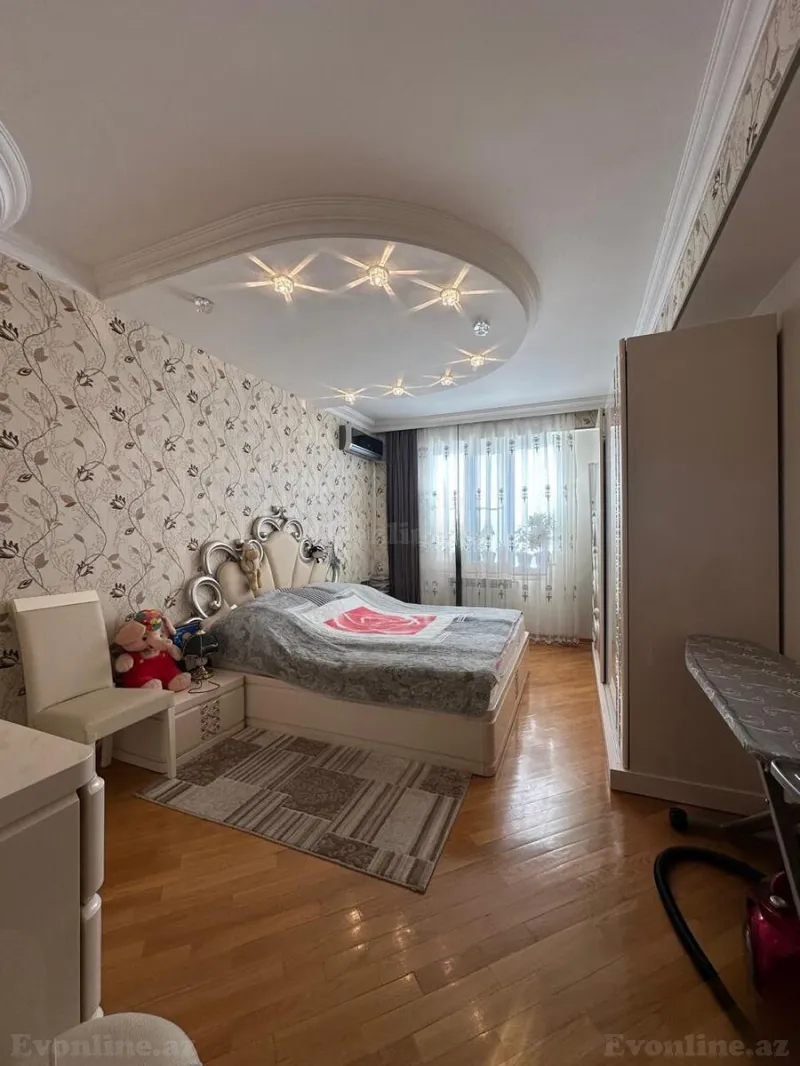 2 otaqlı Mənzil 100 m² Bakıxanov Satılır