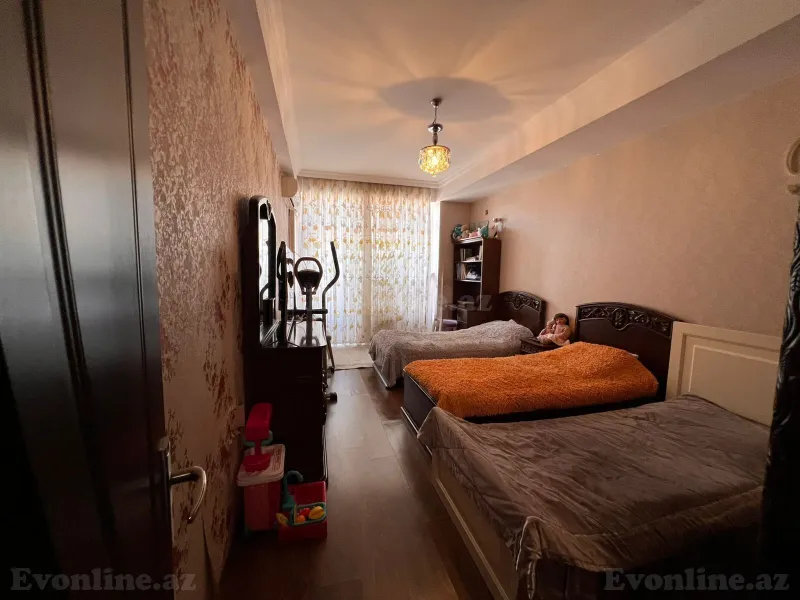 Satılır 3 otaqlı Mənzil Köhnə tikili 140 m² 8-ci kilometr - şəkil 3