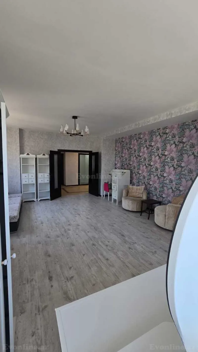 Satılır 4 otaqlı Mənzil Yeni tikili 165 m² Xətai r. - şəkil 2