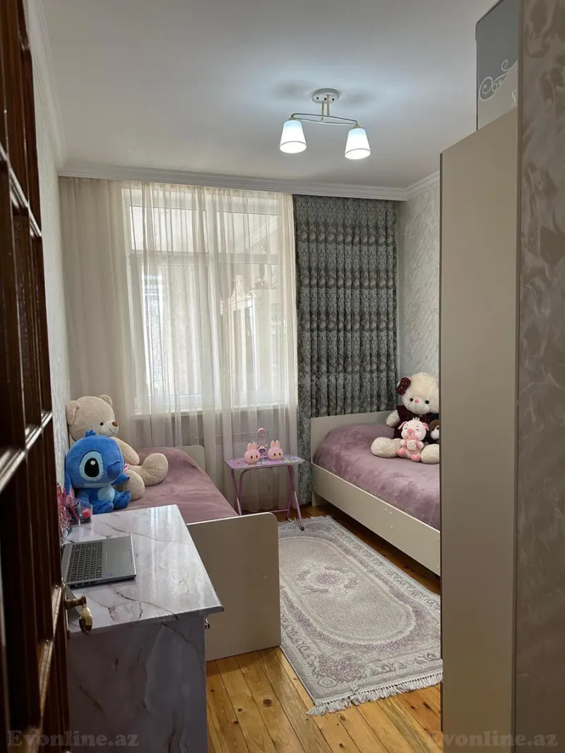 Satılır 4 otaqlı Mənzil Köhnə tikili 90 m² Nəsimi r. - şəkil 11
