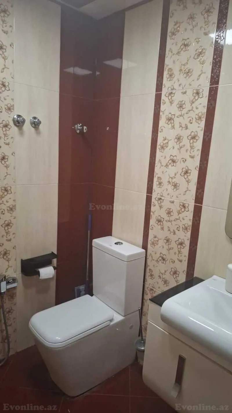 Satılır 4 otaqlı Mənzil Köhnə tikili 90 m² Nəsimi r. - şəkil 22
