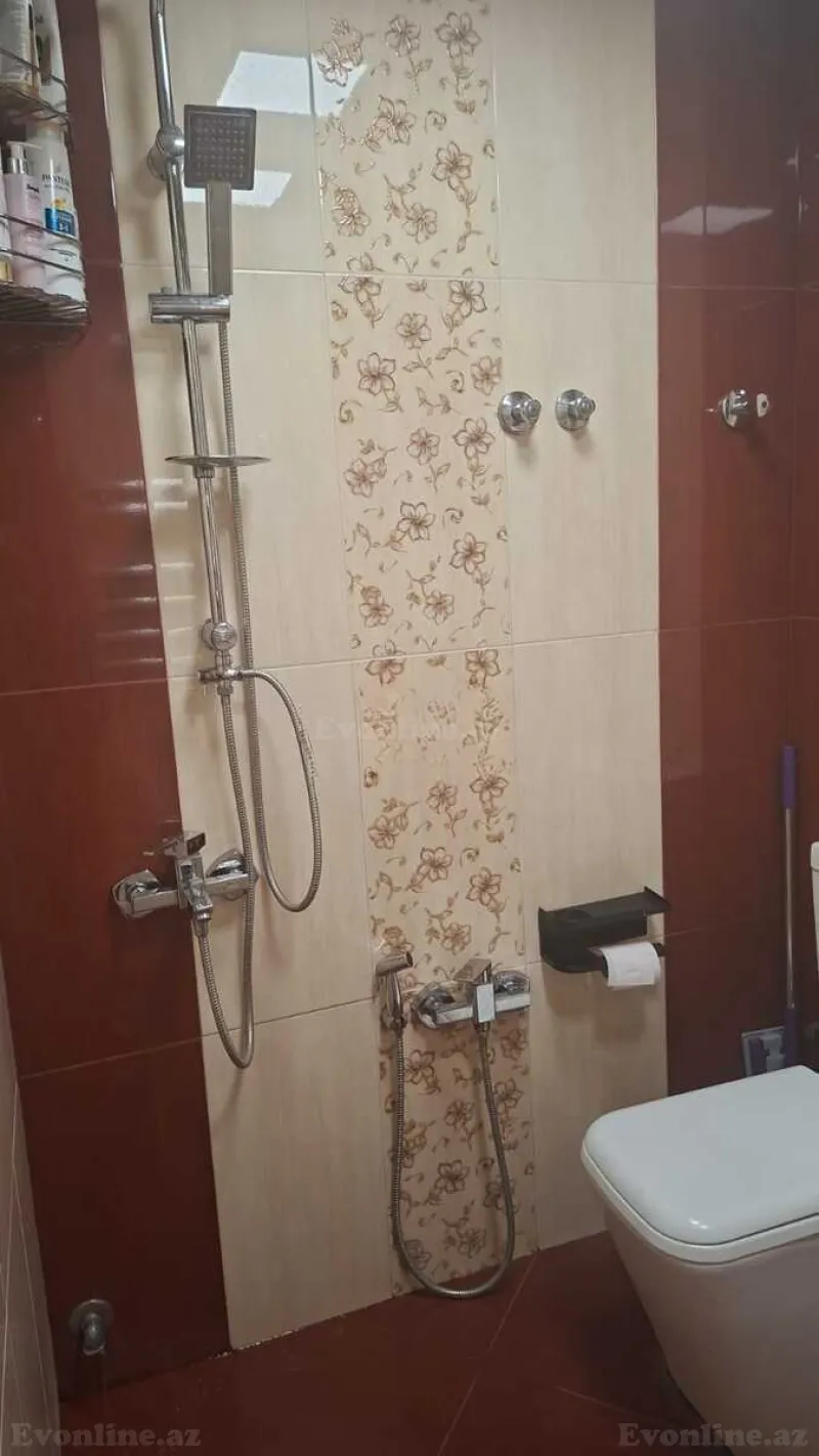 Satılır 4 otaqlı Mənzil Köhnə tikili 90 m² Nəsimi r. - şəkil 23