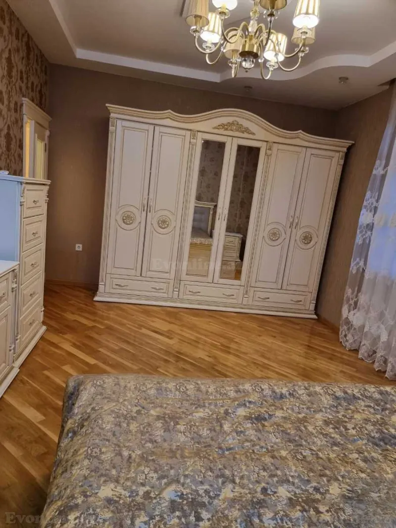 Kirayə verilir 3 otaqlı Mənzil Yeni tikili 120 m² Elmlər Akademiyası m. - şəkil 7