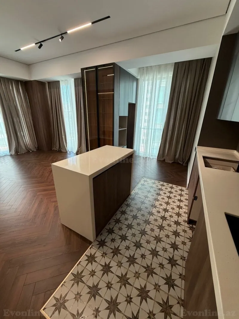 Satılır 3 otaqlı Mənzil Yeni tikili 100 m² Elmlər Akademiyası m. - şəkil 2