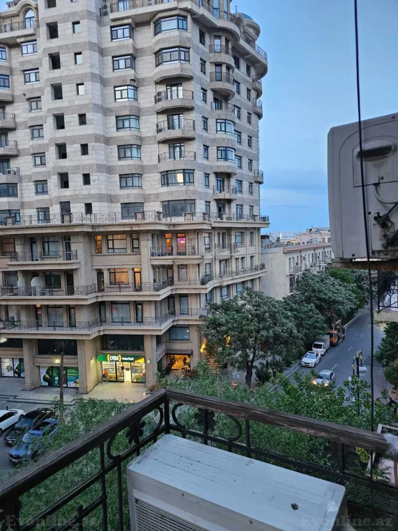 Satılır Obyekt 240 m² Səbail r. - şəkil 13