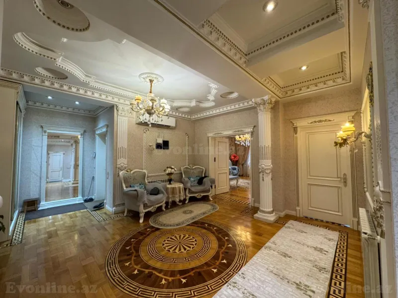 Satılır 5 otaqlı Mənzil Yeni tikili 220 m² Bakıxanov - şəkil 2