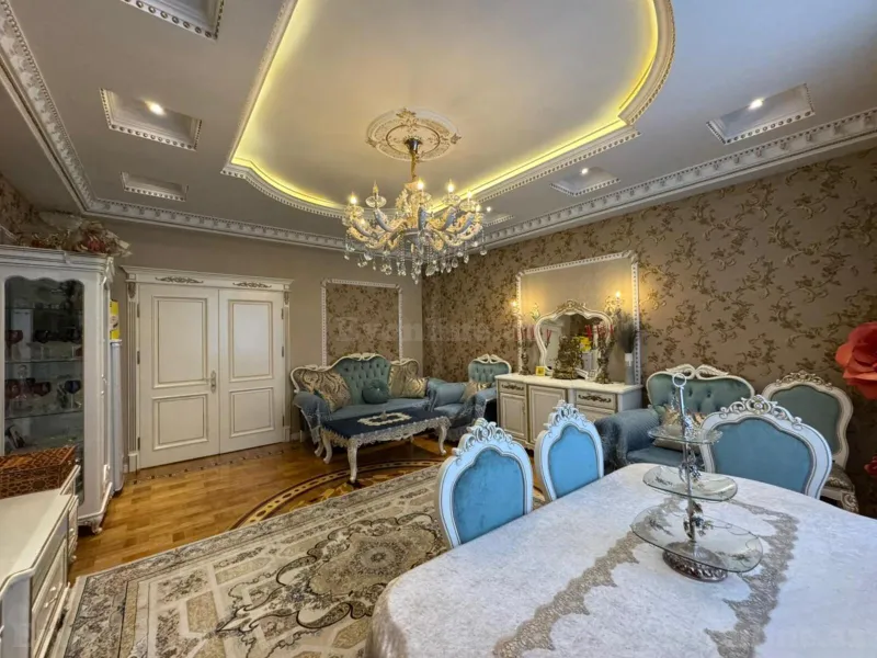 Satılır 5 otaqlı Mənzil Yeni tikili 220 m² Bakıxanov - şəkil 5